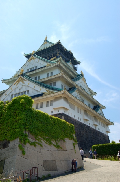 The Osaka Castle's main tower